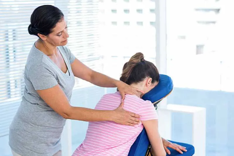 massagem em festas de empresas