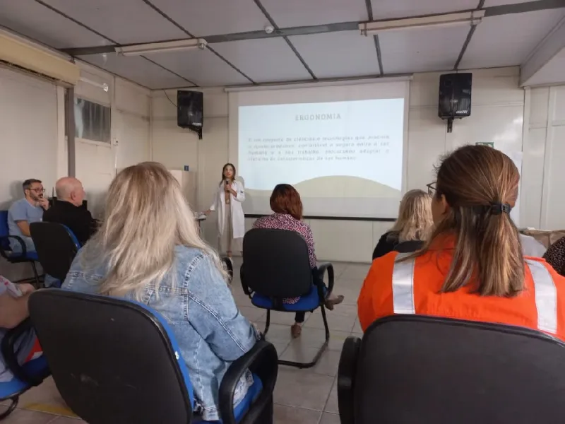 palestra de ergonomia no trabalho berrini